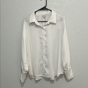 Elegant White Women's Blouse